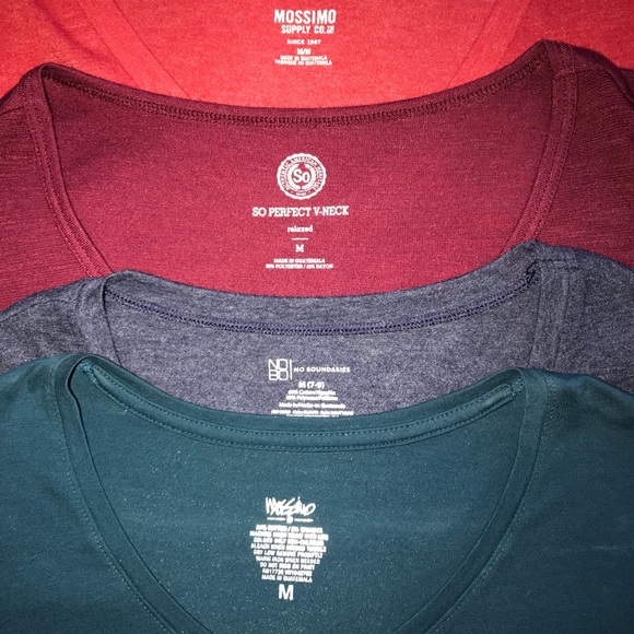 4 Shirts Size Medium - Picture 6 of 6